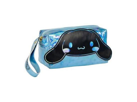 Cover for Hello Kitty · HELLO KITTY - Cinnamon - Square Toilet Bag (Brinquedos)