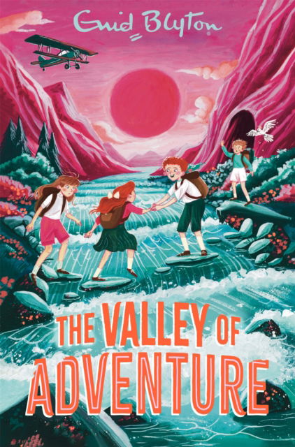 Cover for Enid Blyton · The Valley of Adventure (Paperback Book) (2026)