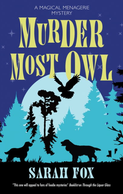 Cover for Sarah Fox · Murder Most Owl - A Magical Menagerie Mystery (Hardcover bog) [Main - Large Print edition] (2025)