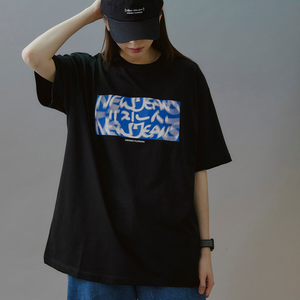 Newjeans x Hiroshi Fujiwara - Black T-shirt 2 - NEWJEANS - Merchandise - Ador Co. - 8809986355850 - October 1, 2024