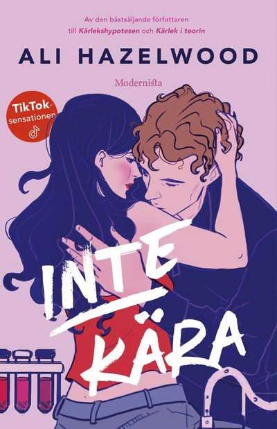 Cover for Ali Hazelwood · Inte kära (Hardcover Book) (2025)