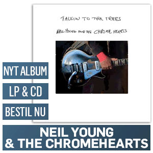 Neil Young & The Chromehearts